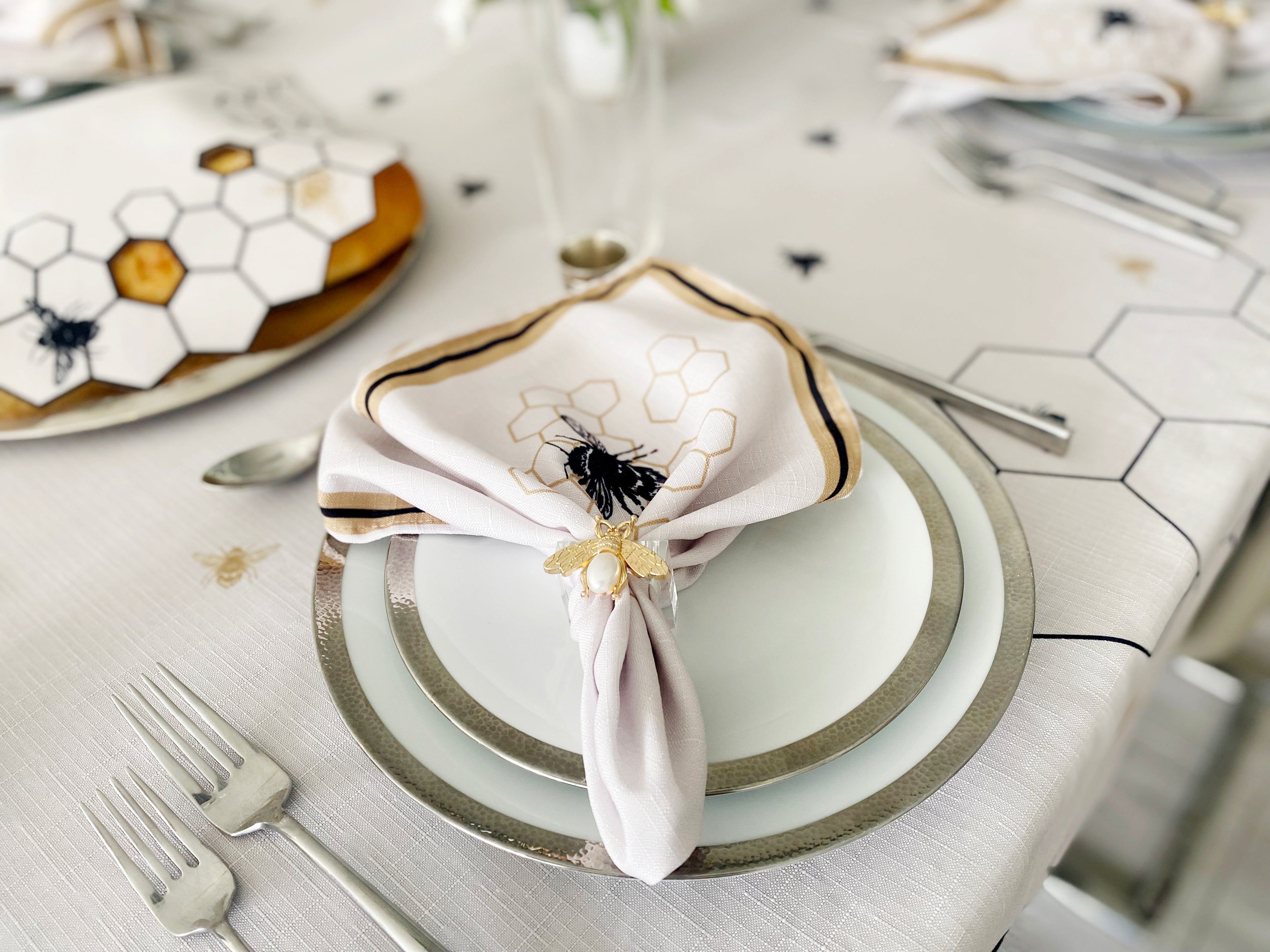 Bee Hive Easy-Care Tablecloth