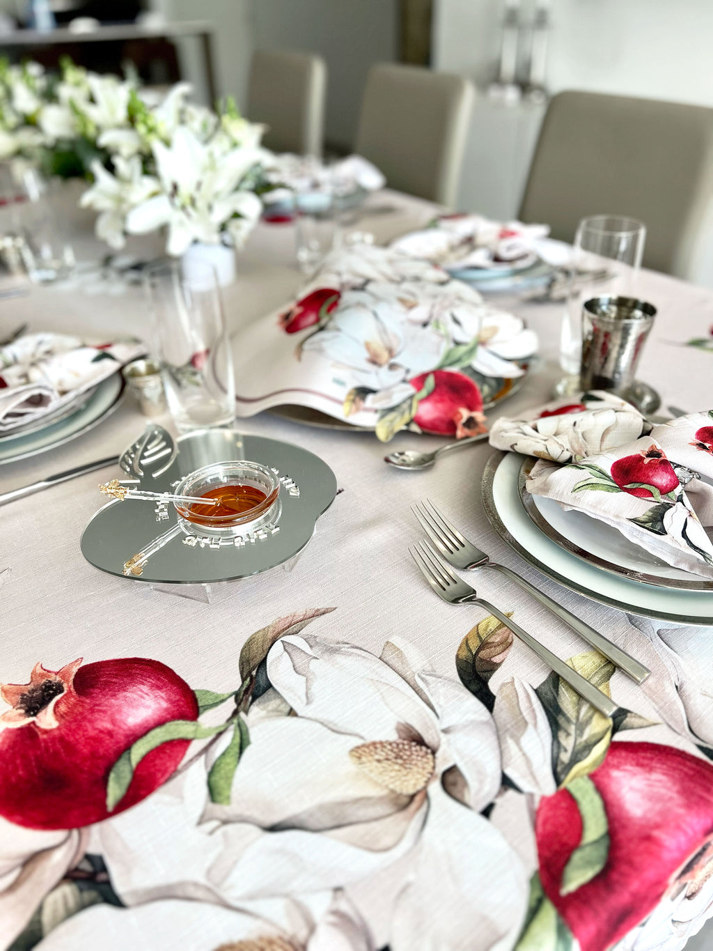 Pomegranate Easy-Care Napkins (set of 6)
