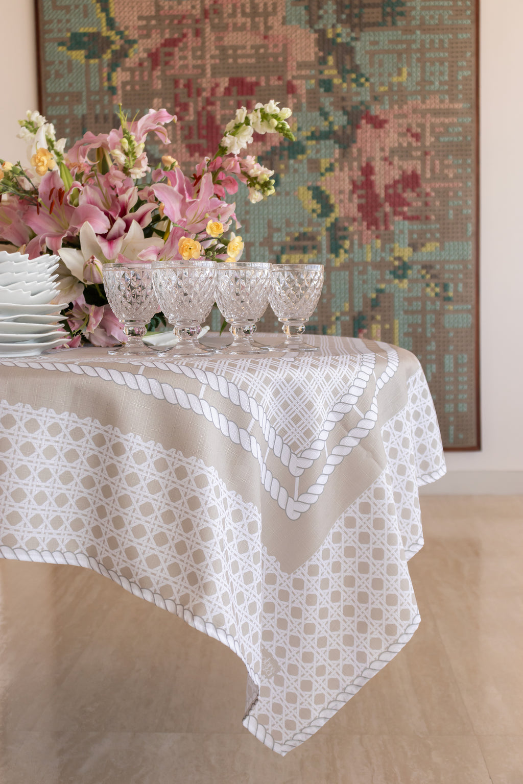 Rattan Easy-Care Tablecloth