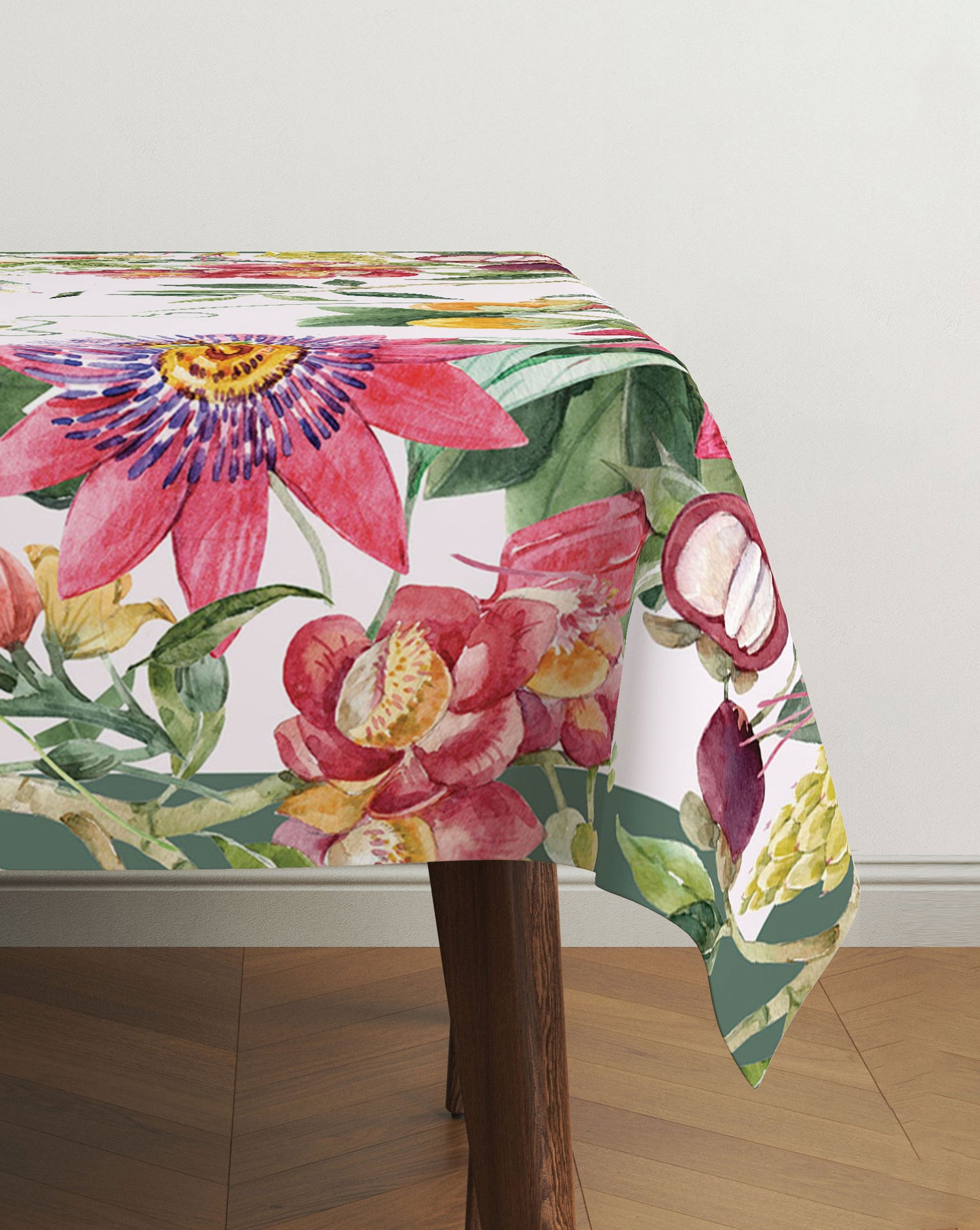 Botanical Easy-Care Tablecloth